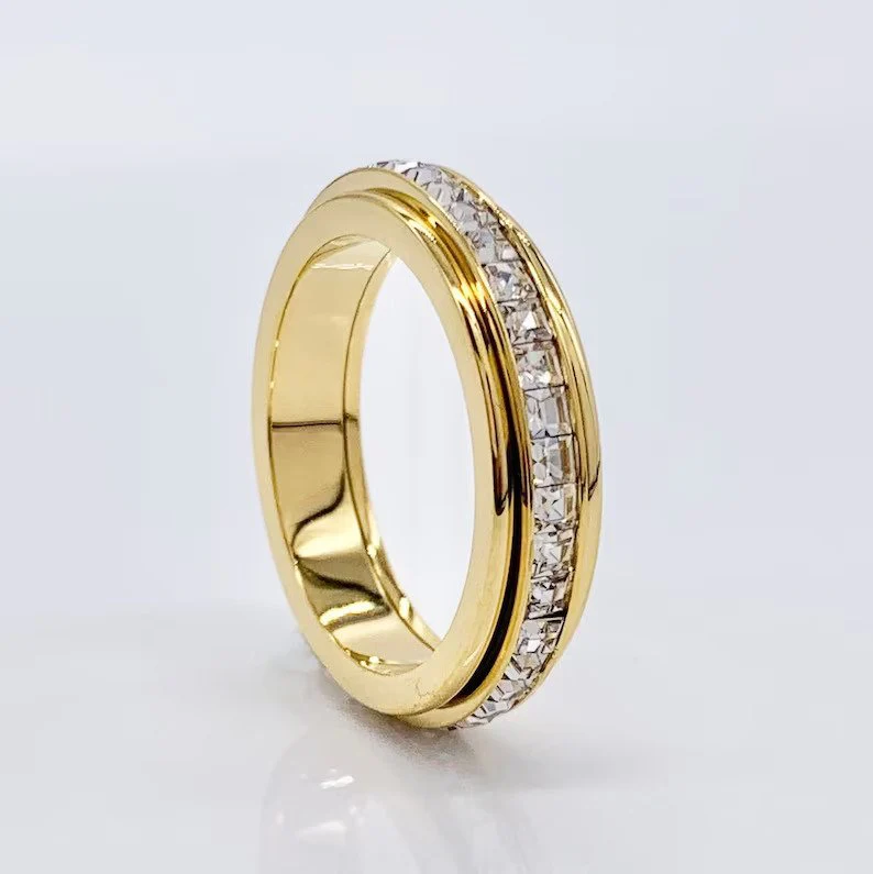 Crystal Statement Spinning Fidget Ring - Image 8