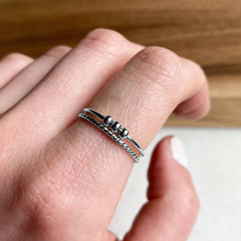 Dainty Stackable Beaded Fidget Ring Set - Image 14