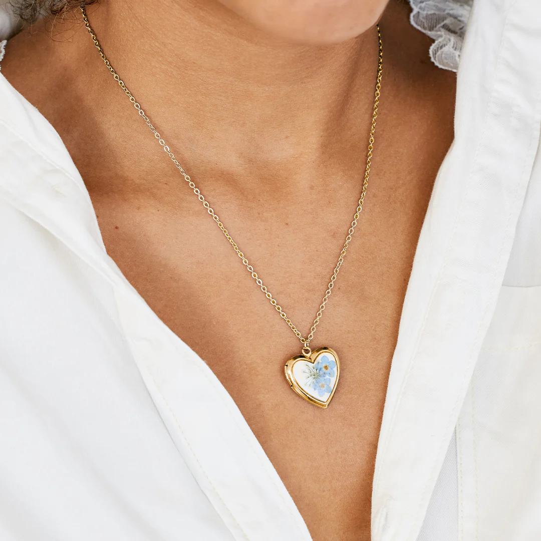 Handmade Pressed Flower Photo Heart Locket - Image 3