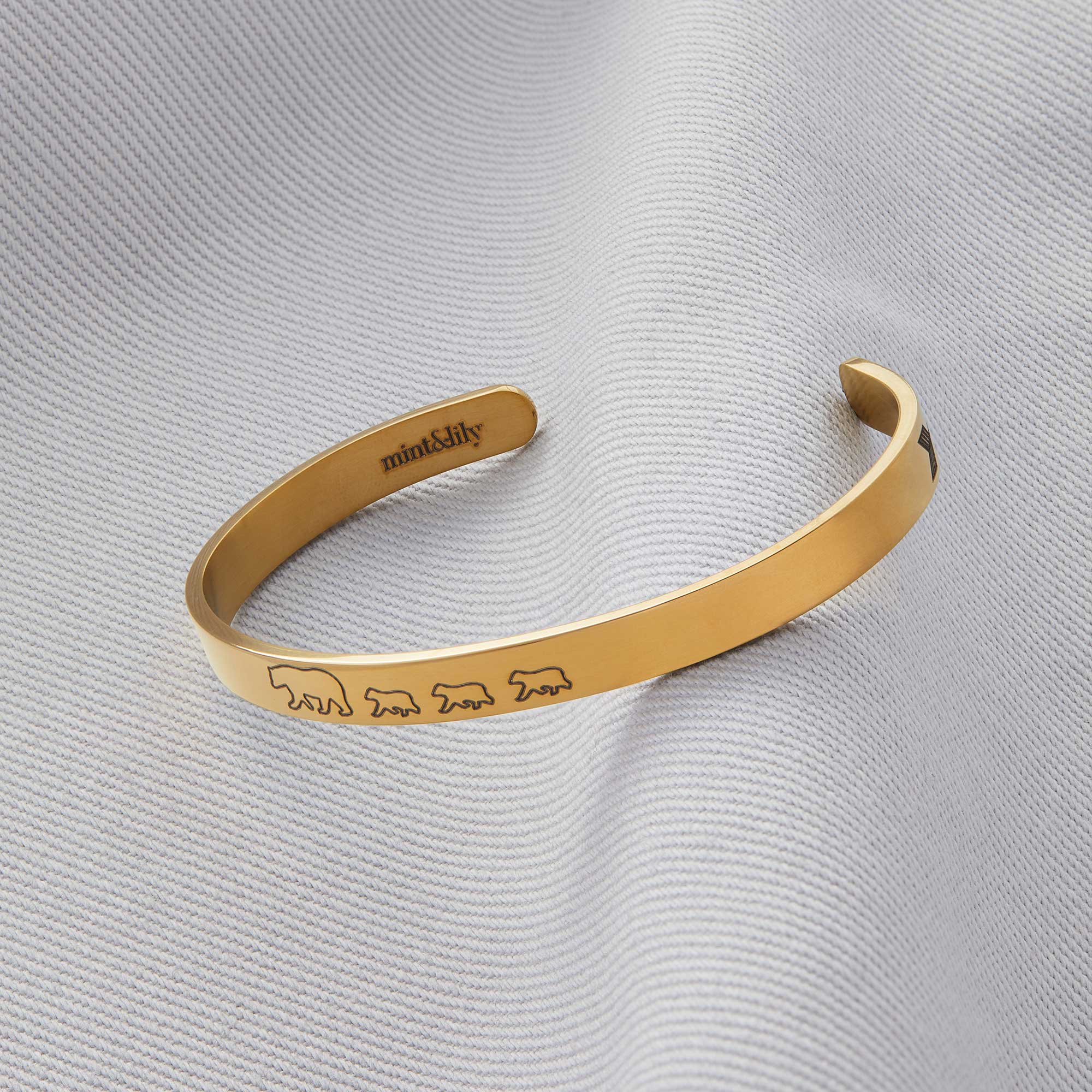 Mama Bear & Her Baby Bears Engraved Cuff Bracelet - Image 135
