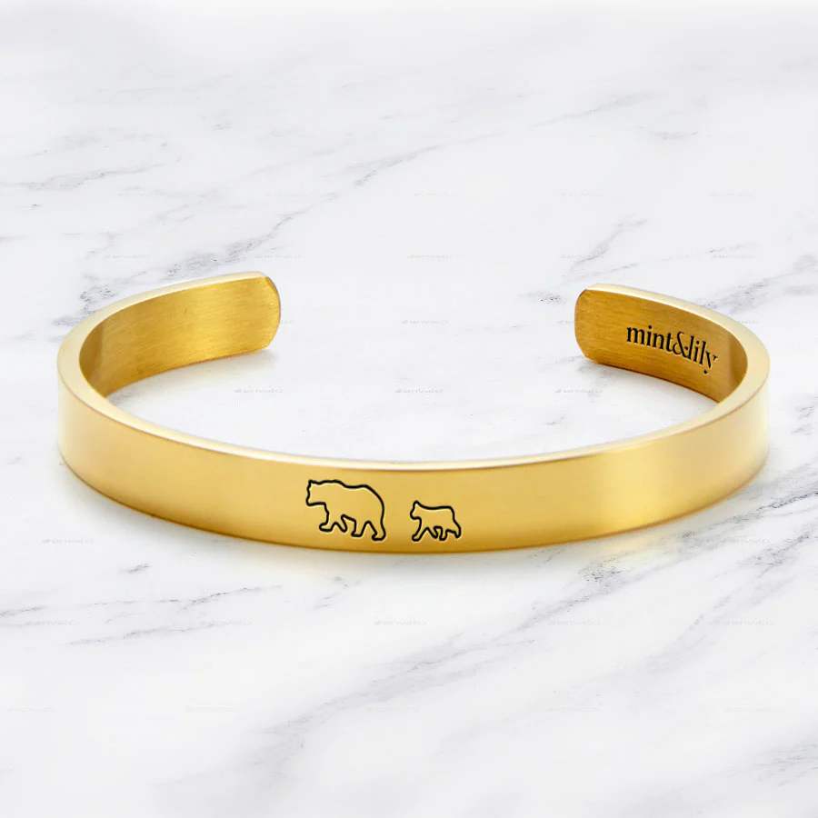 Mama Bear & Her Baby Bears Engraved Cuff Bracelet - Image 32