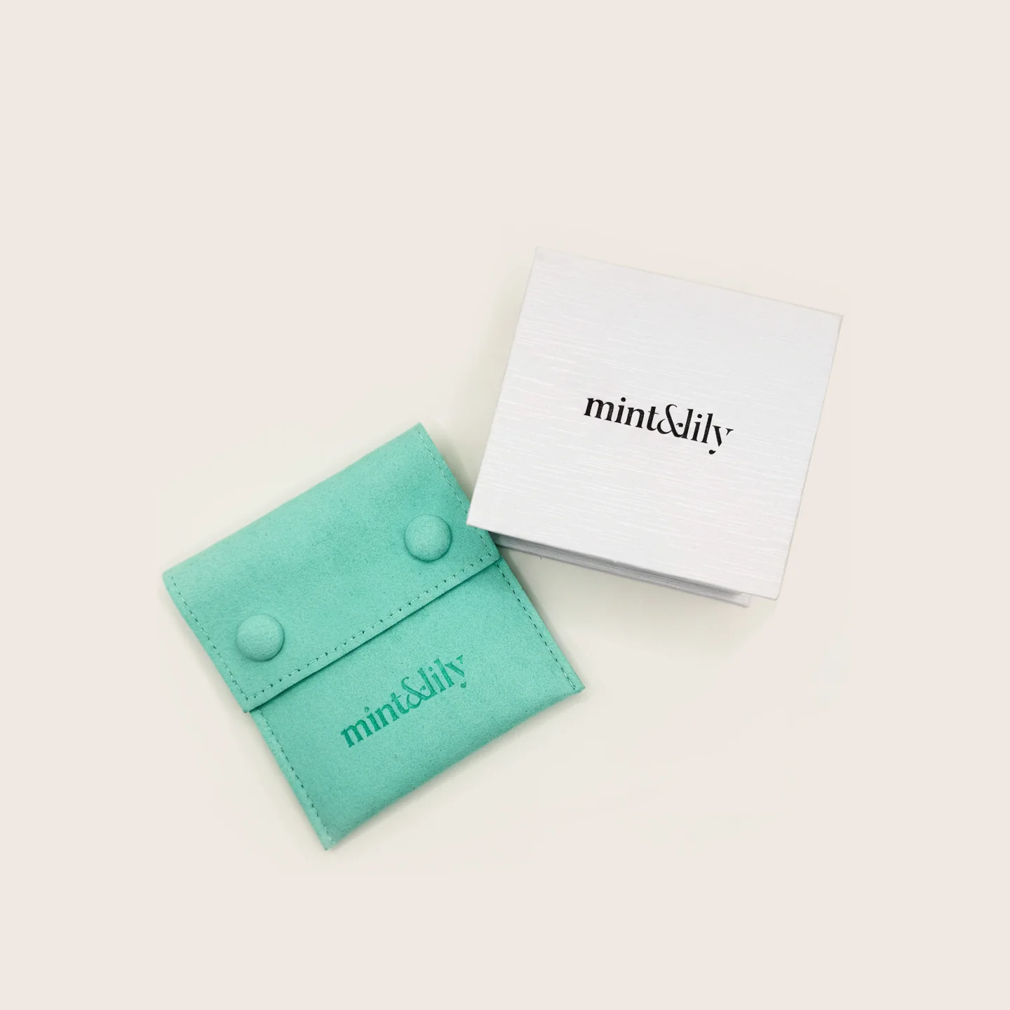 Mint & Lily Gift Packaging - Image 4