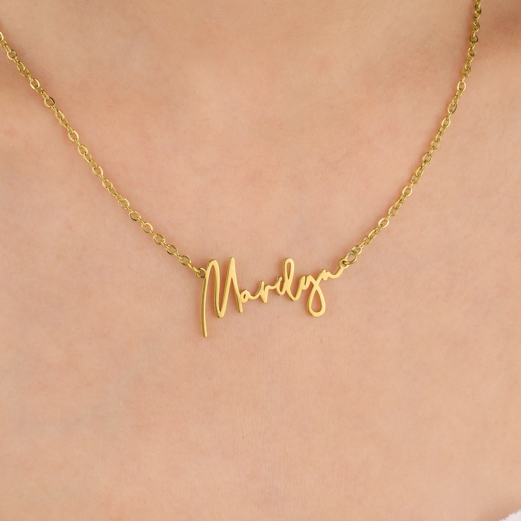 Monroe Name Necklace - Image 9