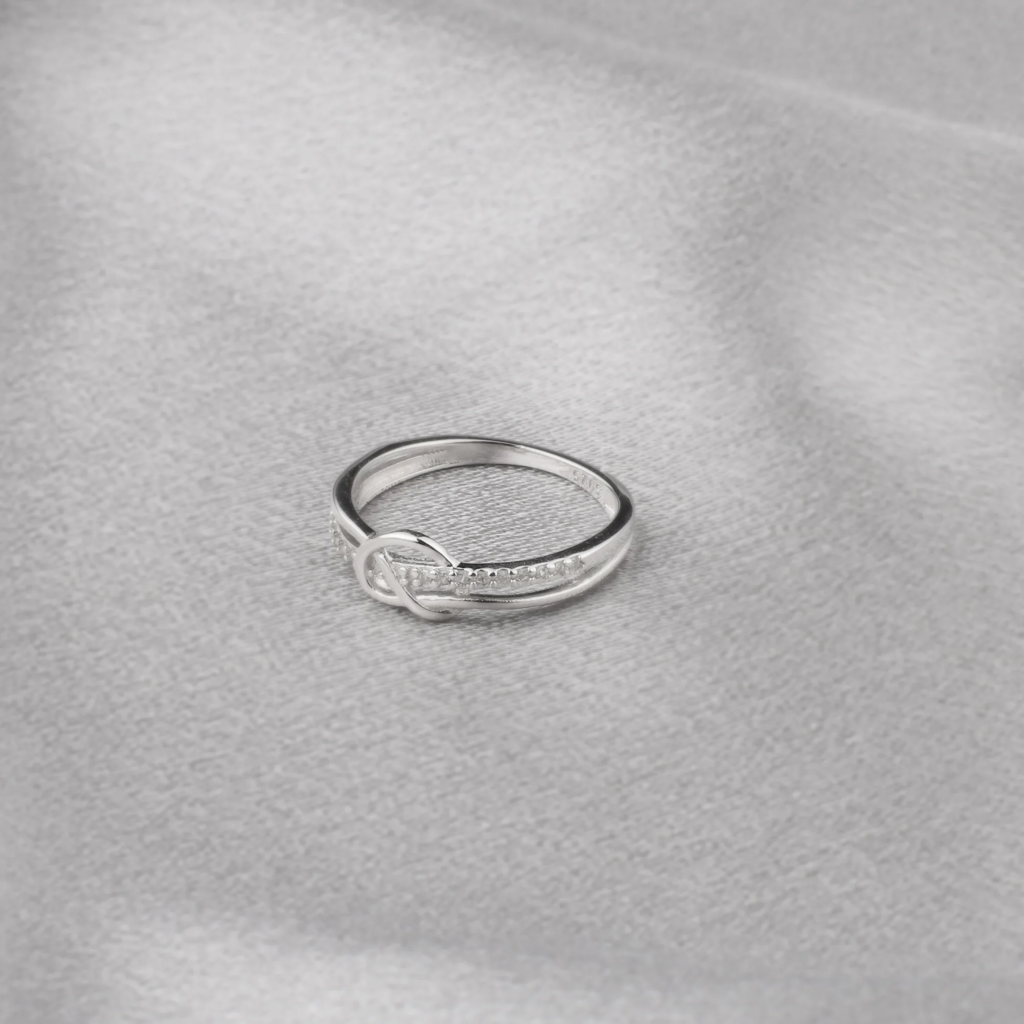 Mother & Daughter Bond Double Band Knot Ring - Image 7