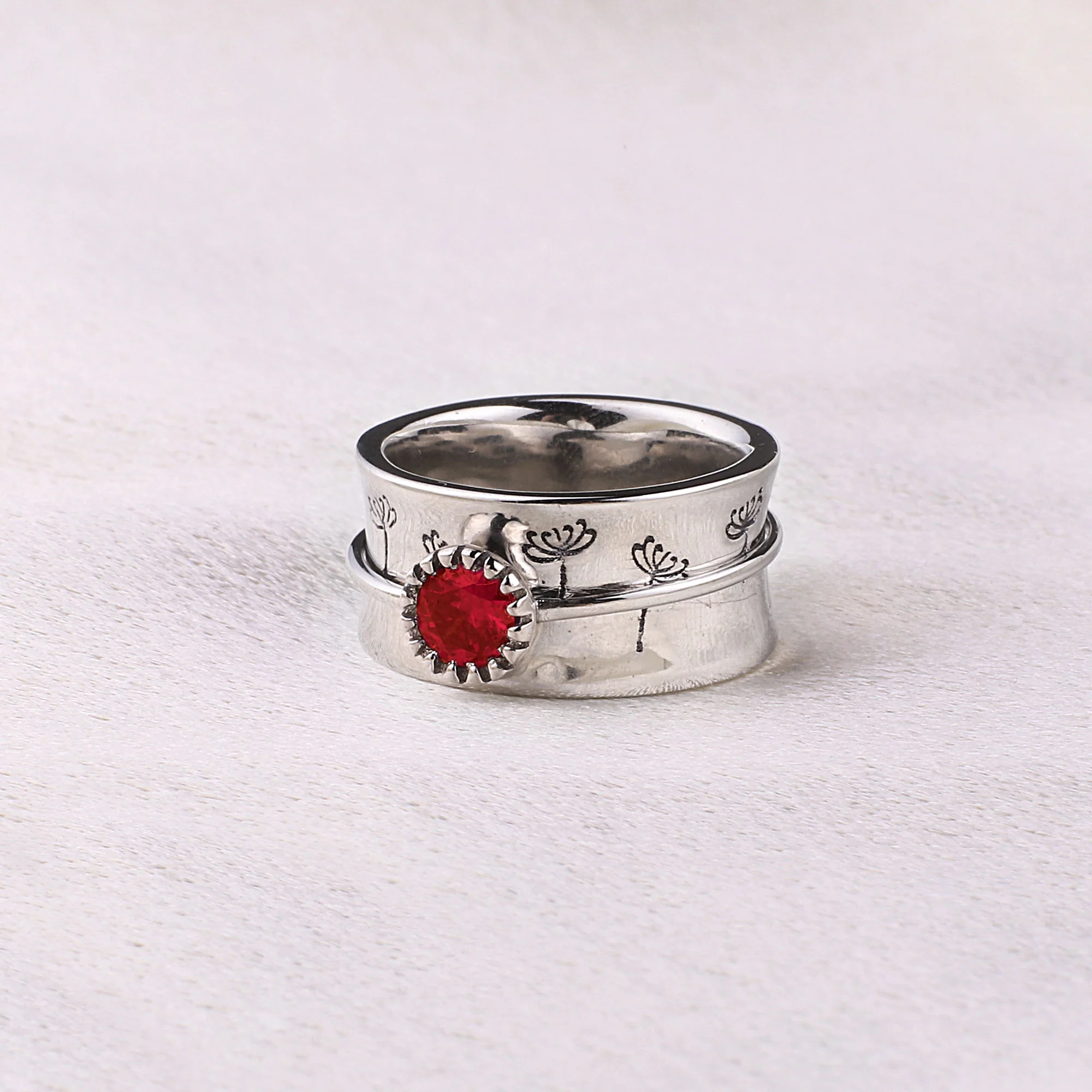 Silver Dandelion Birthstone Spinning Fidget Ring - Image 12