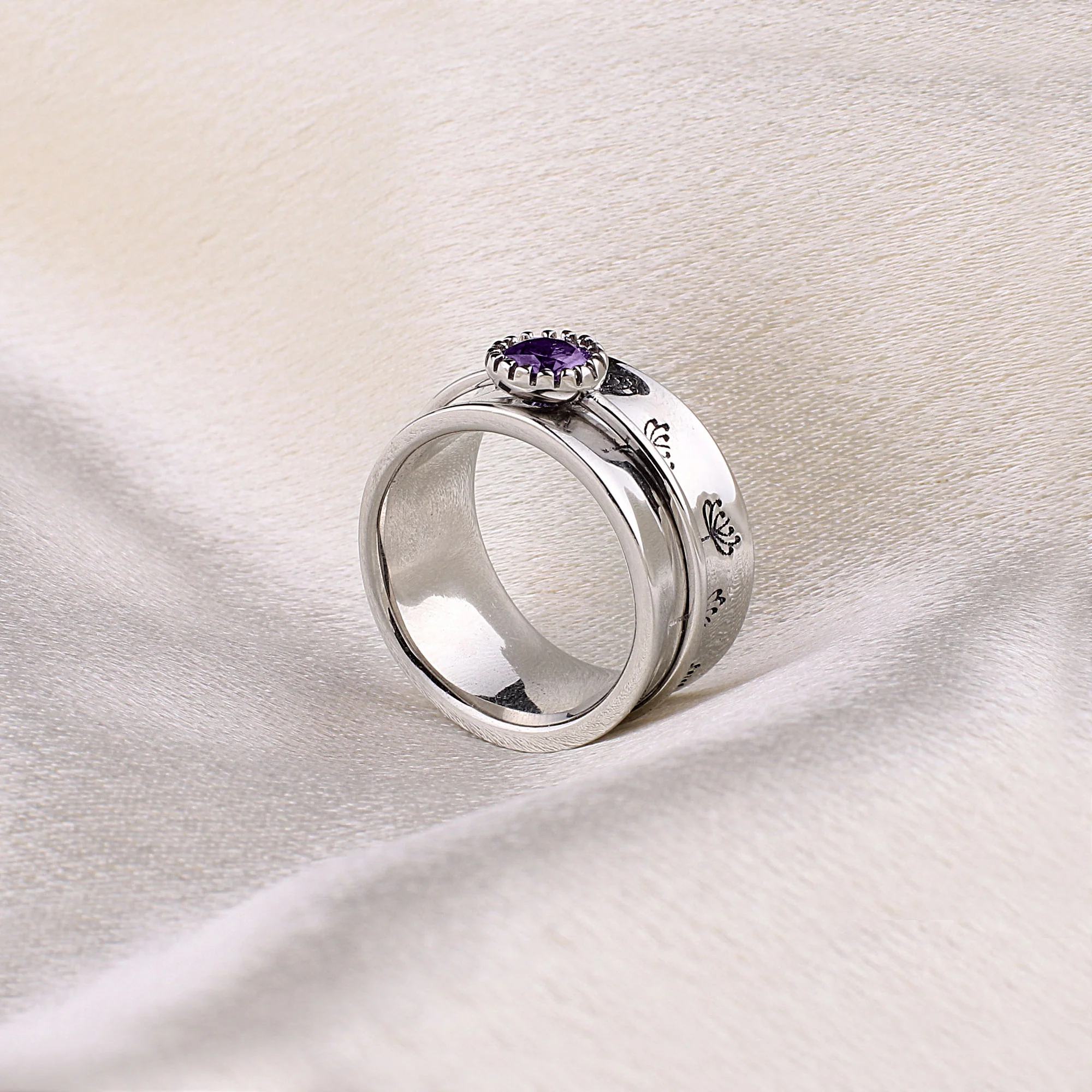 Silver Dandelion Birthstone Spinning Fidget Ring - Image 25