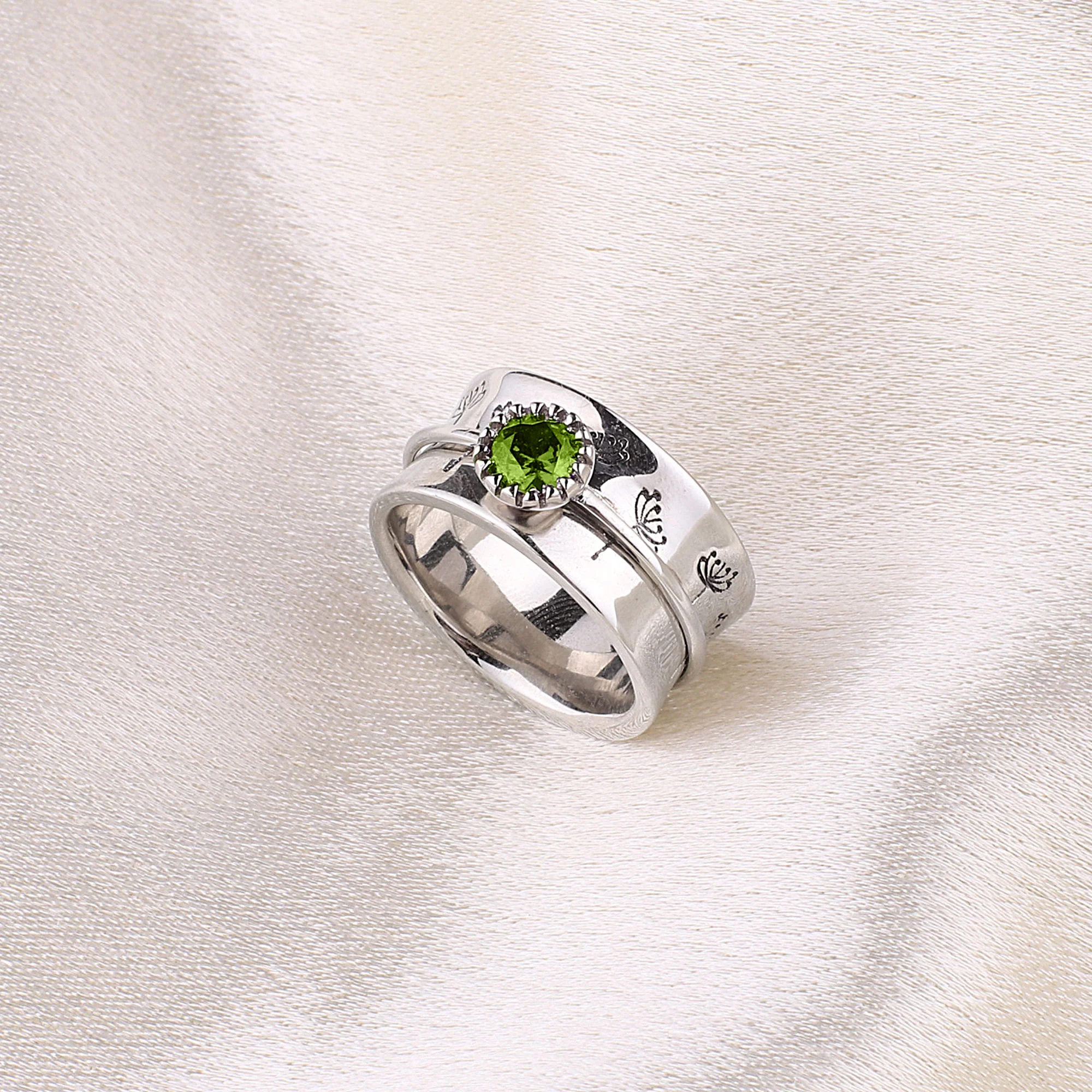 Silver Dandelion Birthstone Spinning Fidget Ring - Image 55
