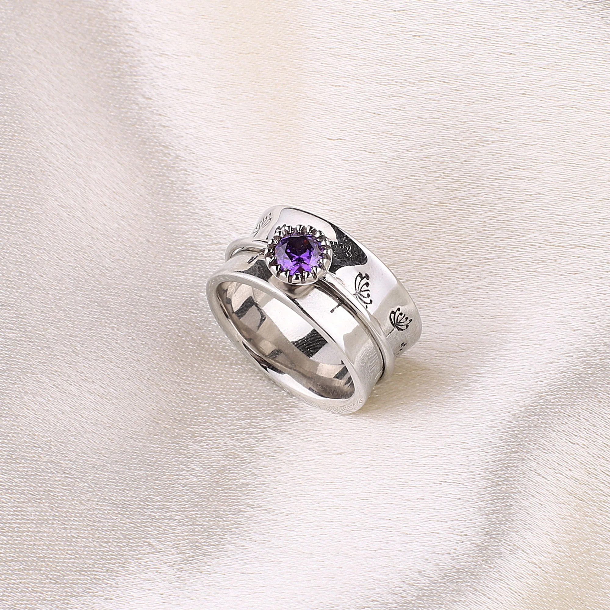 Silver Dandelion Birthstone Spinning Fidget Ring - Image 59