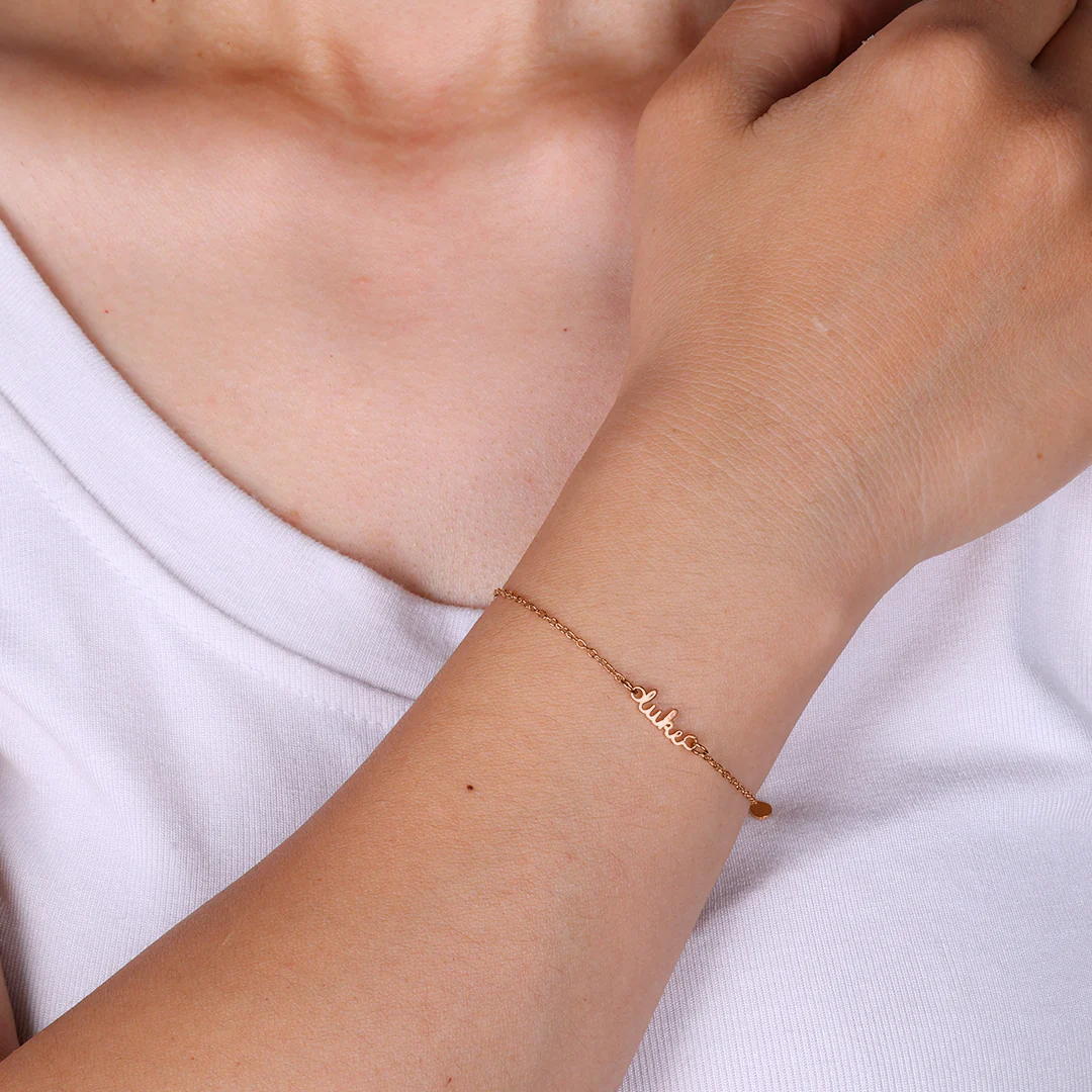 Stella Dainty Name Bracelet - Image 6